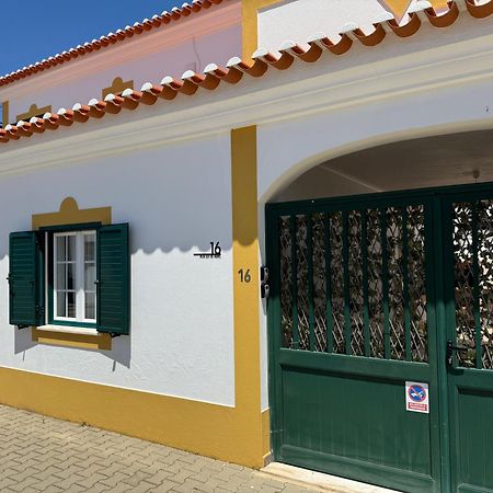 Casa De Praia T3 Em Almograve Eksteriør bilde