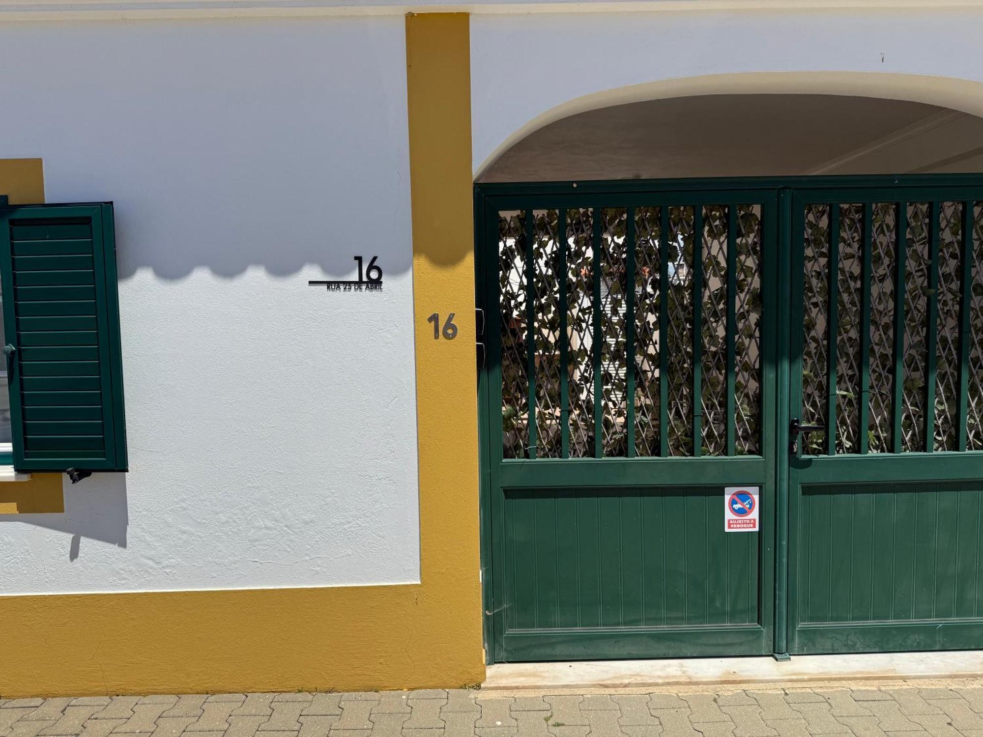 Casa De Praia T3 Em Almograve Eksteriør bilde